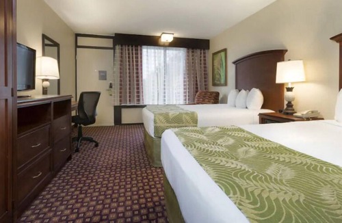 Florida Central Atlantic Coast House | Group Theme Park Adventure! 4 Spacious Units! Shop at Bayhill Plaza Shopping Center