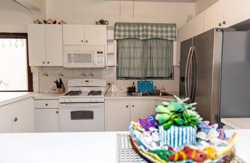 Green Cay Plantation House | (Group Villa) Eagles Nest by the Beach