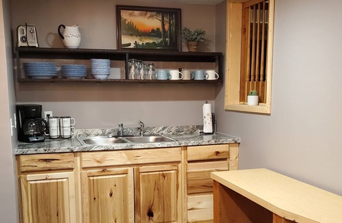 Dexter House | Grouse Valley Lodge perfect for large groups. 50 minutes from Pioneer Woman.