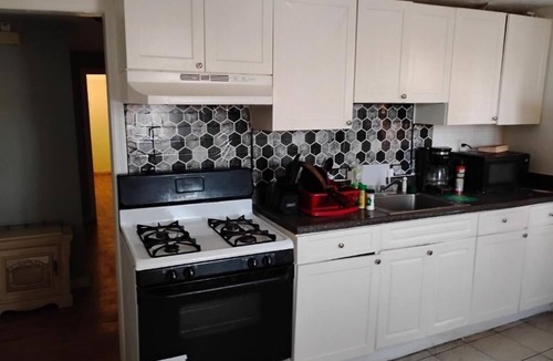 Irvington Apartment | Grove 3