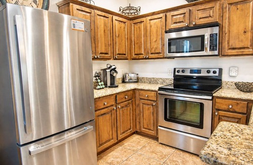 Gruene Condo | Gruene Envy – a first floor Poolside Condo with Guadalupe River Access