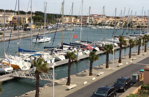 Gruissan Apartment | Gruissan (Aude). Quiet apartment with marina view and parking space