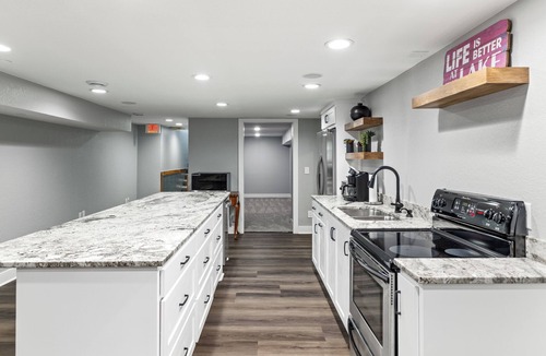 Sarona Condo | Grumpys Hideaway Condo