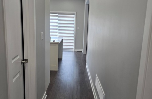 Fletchers Creek South House | GTA Get Away, central location, close to highway 407, minutes to Highway 401.