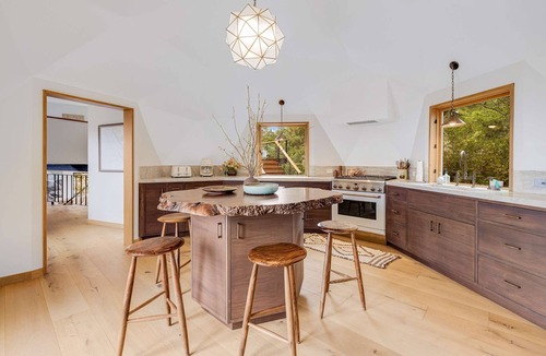 Gualala House | Gualala home with ocean views & redwood canopy near Anchor Bay