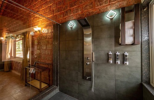 Mudigere Hotel | Gudlu