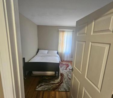 Springfield House | Guest BnB close to basketball hall of fame and MgM