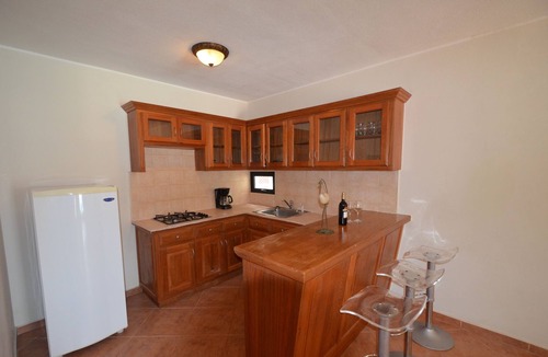 El Batey Apartment | Guest-friendly Beachfront Condo With Pool, Jacuzzi, A/C, Wifi, Near Everything