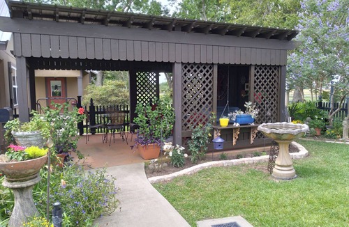 Fairhope House | Guest House,1 Br, 1ba, smoke/vape-free, pet/animal-free, adults only, 1 couple