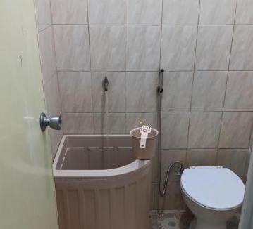 Pakisaji Apartment | Guest House Backpacker Kos