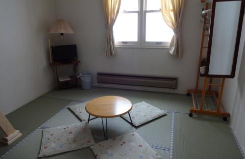 Myoko House | Guest House Bunk