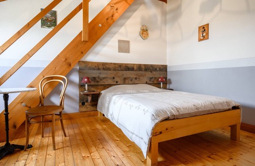Orbey House | Guest House 'Chambre Familiale - Kalie-Simba' with Mountain View and Shared Garden