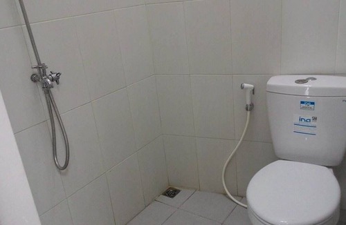 Banjarsari House | Guest House for Family