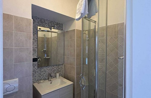 Rione XVIII Castro Pretorio House | Guest House Maison Indipendenza