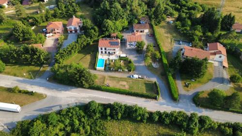 Rupa Apartment | Guest House Surina App Surina's Green Holiday