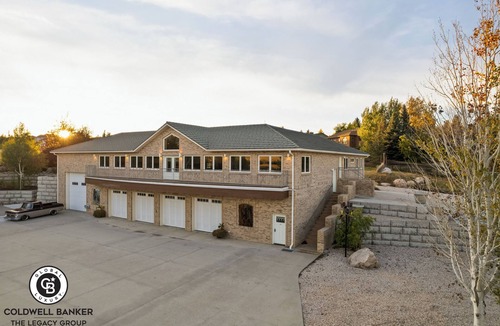 Casper House | Guest House with a View!