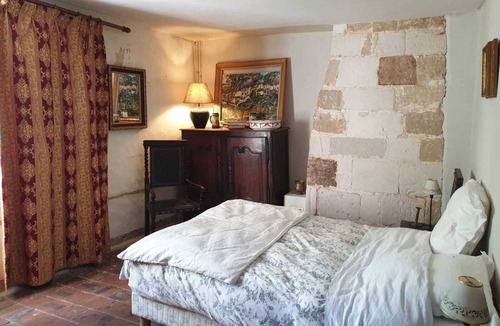 Saint-Germain-d'Aunay Bed & Breakfast | Guest room in the manor house