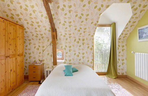 Durtal Bed & Breakfast | Guest Room 'Cocon' with Shared Garden and Wi-Fi