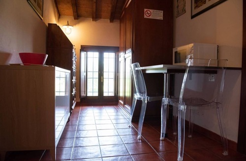 Valsamoggia Apartment | Guest studio in the countryside for monthly rents, parking