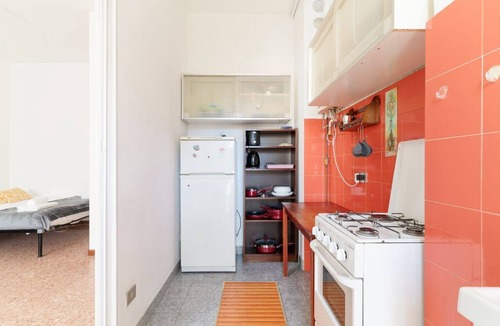 Ripamonti Corvetto Apartment | GuestHost - A comfortable 40 square meters apartment, perfect for two people, located on the third floor of a building with an elevator (NOT accessible to disabled guests).The property is located in the lively Corvetto neighborhood and is well connected
