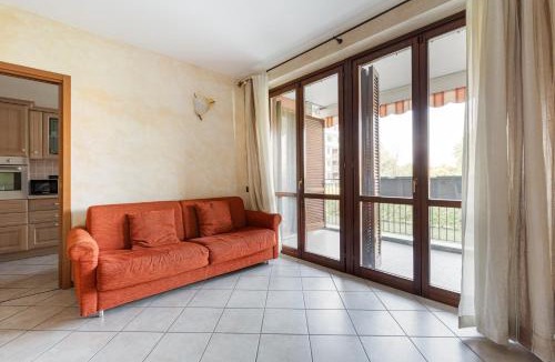 Bruzzano Apartment | GuestHost - Apartment with Balcony nearby M3 Subway Yellow Line