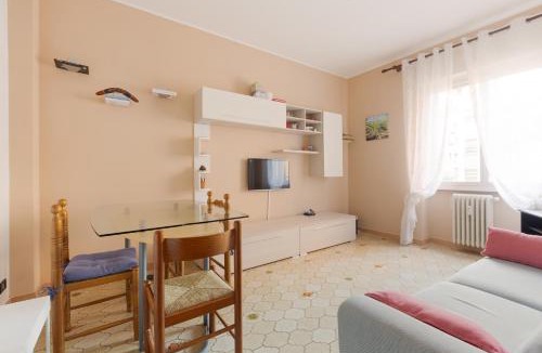 Montalbino Apartment | GuestHost - APT with balcony- M3 Maciachini