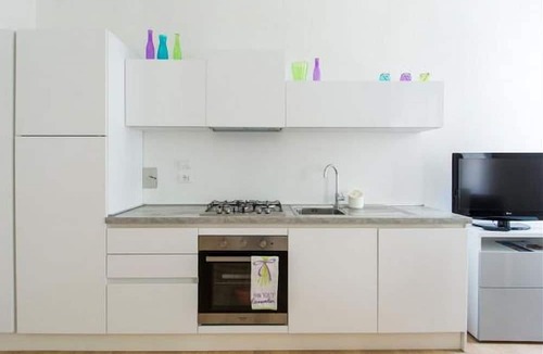 Citta Nuova-Barriera Nuova-San Vito-Citta Vecchia Apartment | GuestHost - Beautiful and spacious 76 sqm apartment located in a strategic position just a short distance from Piazza Oberdan, Porto Vecchio, Palazzo Gopcevich and Piazza Unita d'Italia. The particular position of the house allows to reach easily the his
