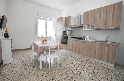 Boscoreale Apartment | GuestHost - Boscoreale Vanilla Flats Free Parking
