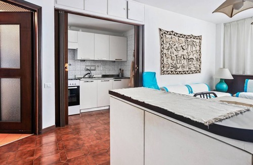 Camogli Apartment | GuestHost - Bright apartment that can accommodate up to 5 people, located just 200m from the free beach and 5 minutes walk from the Marina, the ideal starting point to explore the wonderful Ligurian coast by boat. Equipped with every comfort for a pleasa