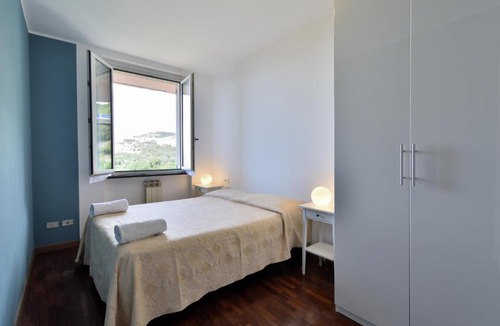 Quinto al Mare Apartment | GuestHost - Bright & Comfy Apartment