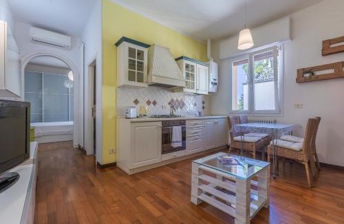Fossolo Apartment | GuestHost - Bright Flat Sant Orsola & Villa Laura