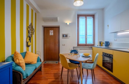 Cernusco sul Naviglio Apartment | GuestHost - CasaLaFontanella Charming Flat