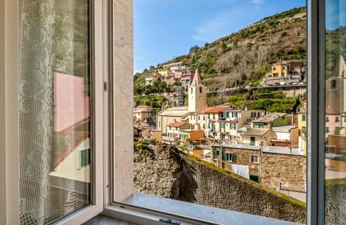 Riomaggiore Apartment | GuestHost - Casa Castiglione - Riomaggiore Studio Apartment x4