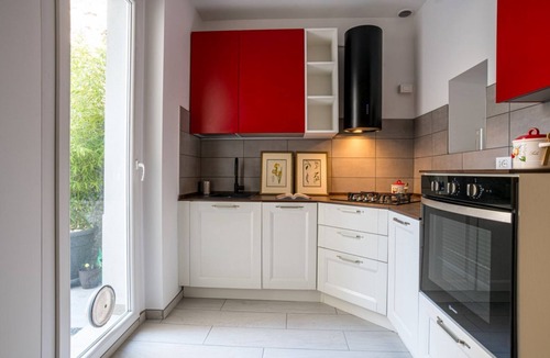 Lierna Villa | GuestHost - Charming 100 sqm detached villa, spread over three levels (accessible by stairs) and accommodating up to 5 people.The property is located in Lierna, on the eastern shore of Lake Como, in a well-served area and a short walk from the splendid R