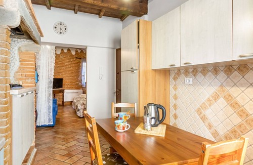 San Niccolo Apartment | GuestHost - Charming apartment of about 40 sqm, ideal for two people, located on the first floor of a period building WITHOUT a lift. The apartment is in an ideal position (Restricted Traffic Area) to comfortably visit all the main points of interest in