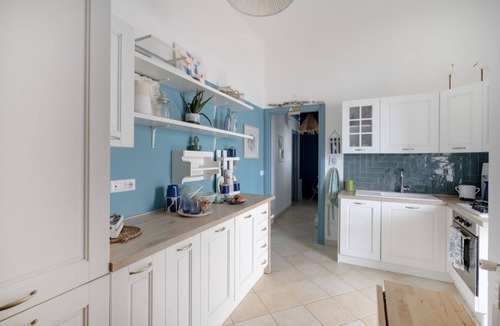 Centro Storico Apartment | GuestHost - Charming apartment of about 35 sqm, perfect for 2 people, located on the second floor of a building without a lift.The property is located in the heart of the historic center of Monopoli, a few steps from the splendid Cathedral of Santa Maria