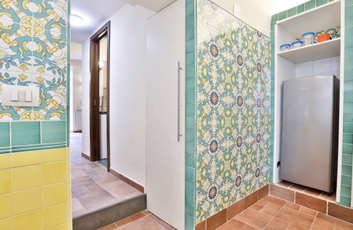 Rione Duomo Apartment | GuestHost - Charming apartment that accommodates up to 5 people with great comfort. The accommodation is located in the historic center (ZTL), just 500m from the Duomo and a stone's throw from Piazza Sedile del Campo, the Verdi Theater and the Villa Comu