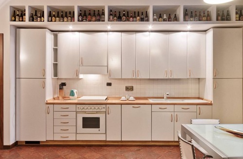 Roman Quarter Apartment | GuestHost - Charming apartment in the historic center, a few meters from Piazza Castello and very close to all the main monuments of the city, reachable on foot. You can enjoy all the beauties of Turin in complete freedom, between an aperitif in the city