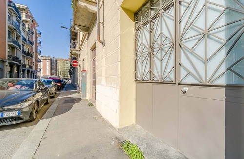 San Donato - Campidoglio Apartment | GuestHost - Charming apartment of about 50 square meters, able to accommodate up to 4 people, located on the ground floor of a renovated building.The property is located in the San Donato district, in a strategic area, full of services and well connected