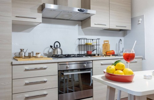 Sant'Antonio Apartment | GuestHost - Charming apartment of 100 sqm, for up to 4 people, located on the ground floor of a building (4 steps to access). The accommodation is located in the center of Pisa (Restricted Traffic Area), south of the Arno river, in the Sant'Antonio distr