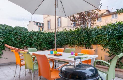 Le Cure Apartment | GuestHost - Colorful Boccaccio Apartment