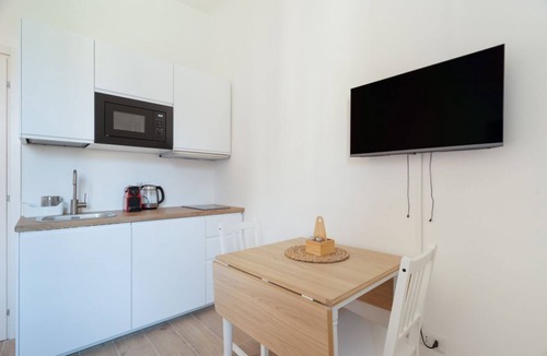 Segnano Apartment | GuestHost - Comfortable 30m2 studio, perfect for 2, located on the second floor of a building with lift.The apartment is located in the Ca' Granda - Prato Centenaro area, located in Municipality 9 north of Milan, a well-connected residential area (M5 Ca'