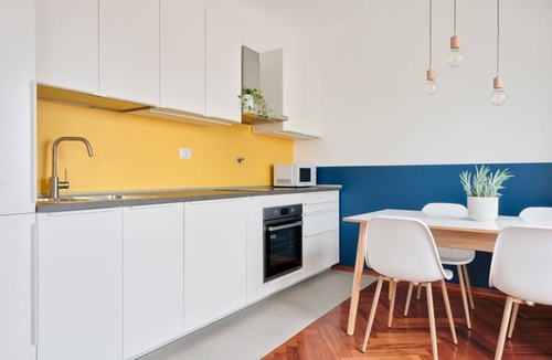 Lingotto Apartment | GuestHost - Comfortable attic apartment with a large furnished terrace is perfect for 3 people, it is located a few meters from the Carducci metro station. We are also a stone's throw from the hospitals (CTO, Molinette, Cellini) and the Parco del Valenti