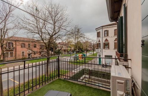 Marghera Apartment | GuestHost - Comfortable and spacious 70 square meters apartment, perfect for four people, located on the first floor of a building (NO elevator).The property is located in a residential area within walking distance of various amenities and the main trans