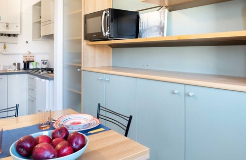 Historic Centre Apartment | GuestHost - Comfortable studio perfect for 2 people is located just a few meters from Prato Della Valle and the Basilica of Sant’Antonio. Through the pedestrian street you can reach all the wonders of the city center. The area is full of shops, bars an