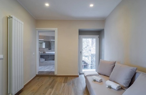 Vezzano Ligure Apartment | GuestHost - Comfy & Roomy Apt - View on the Ligurian Hills!