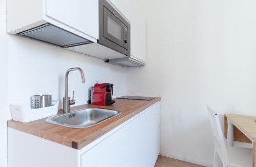 Segnano Apartment | GuestHost - Comfy Studio Ca' Granda MM5