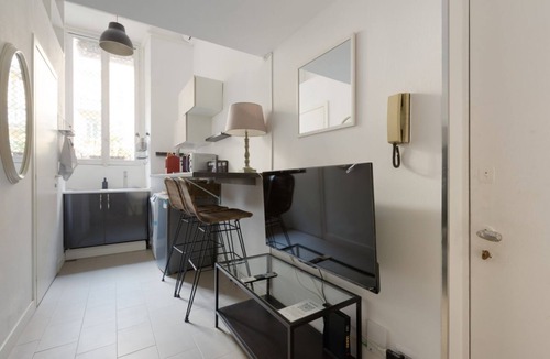 Varesine Apartment | GuestHost - Cosy Studio Apt in the Heart of Milan!