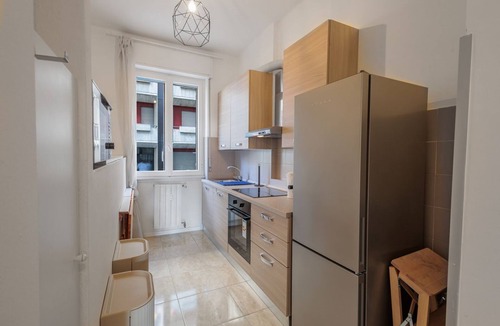 Bergamo Apartment | GuestHost - Elegant 70 sqm apartment in Bergamo, for 4 guests, located on an elevated ground floor (with steps for access). Featuring a spacious terrace, the accommodation offers comfort and style. Situated in the lively Borgo Santa Caterina neighborhood