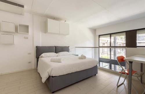 Precotto Apartment | GuestHost - Elegant Loft with Balcony!